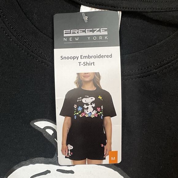 Peanuts Snoopy & Woodstock Womens Size M Black SS T-Shirt Embroidered Flowers - Picture 5 of 12